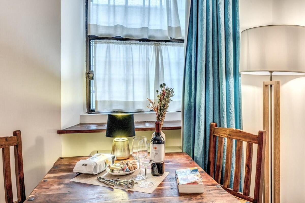 Maya Rhome Trastevere ローマ 部屋 写真