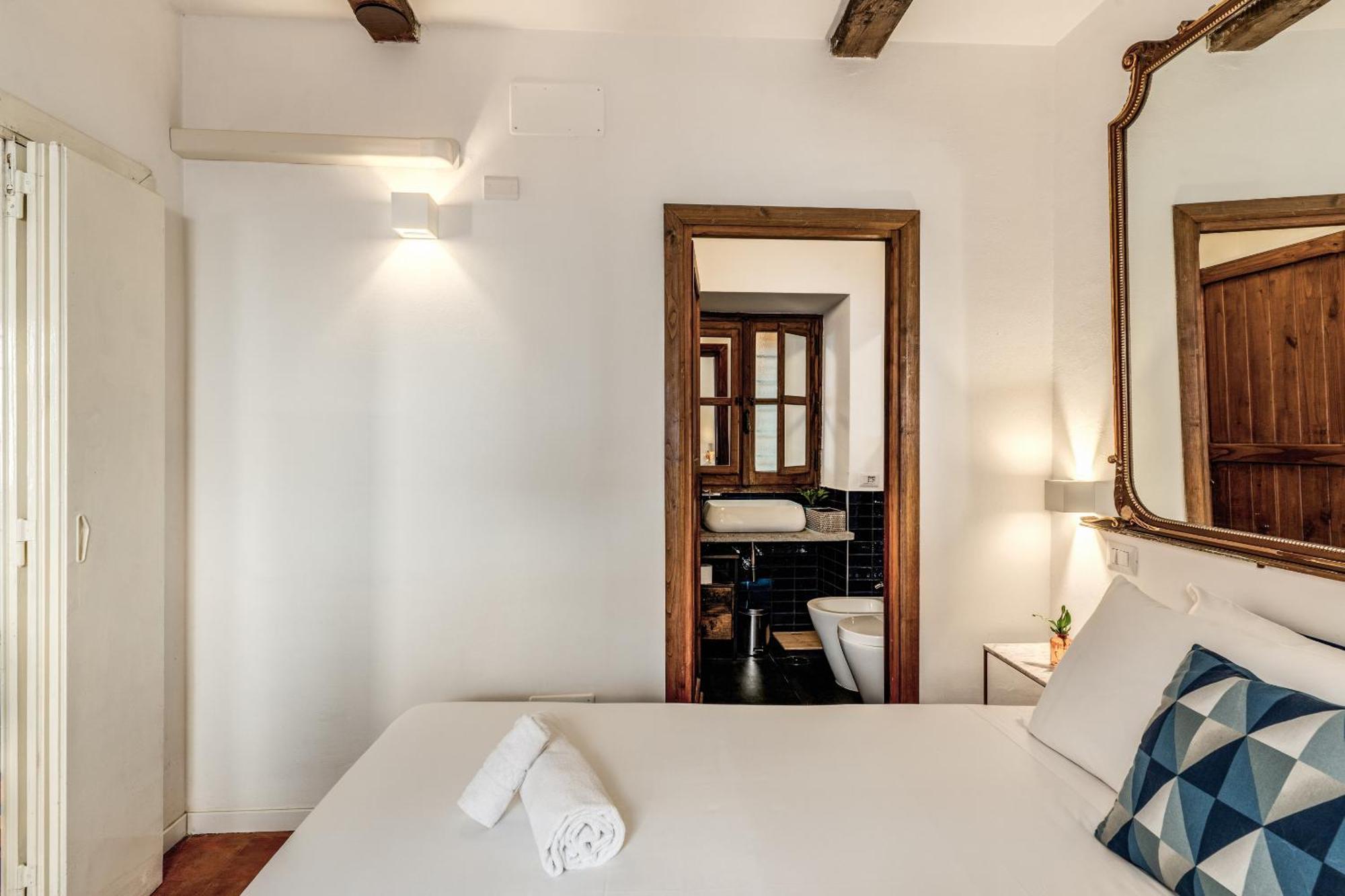 Maya Rhome Trastevere ローマ 部屋 写真